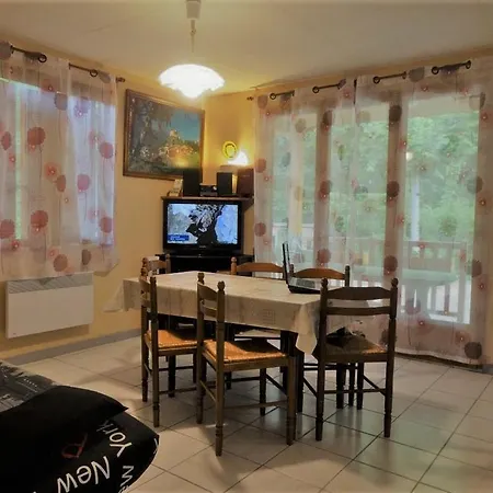 Chalet Les Pyracantas - Lesgitesdeshautsdevialot En Perigord