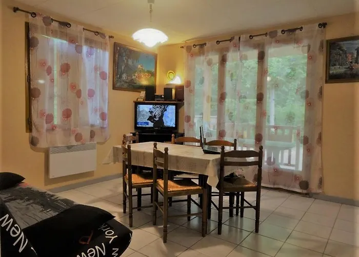 Chalet Les Pyracantas - Lesgitesdeshautsdevialot En Perigord